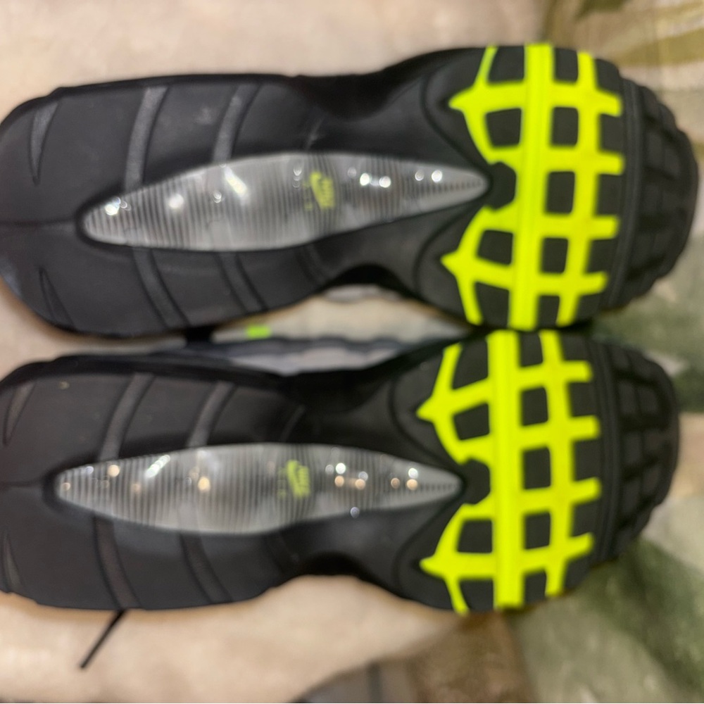 Nike Air Max 95 OG 2015 Neon 2015 *New without tags or box * - Picture 13 of 16